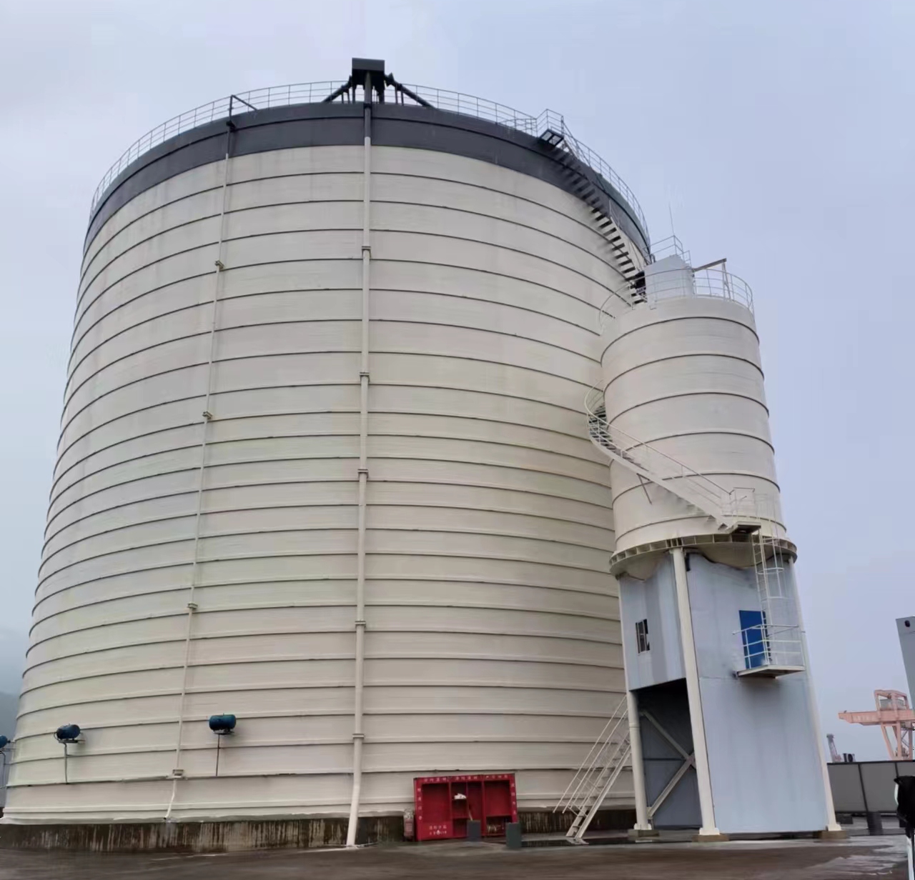 隆子10万吨水泥钢板库